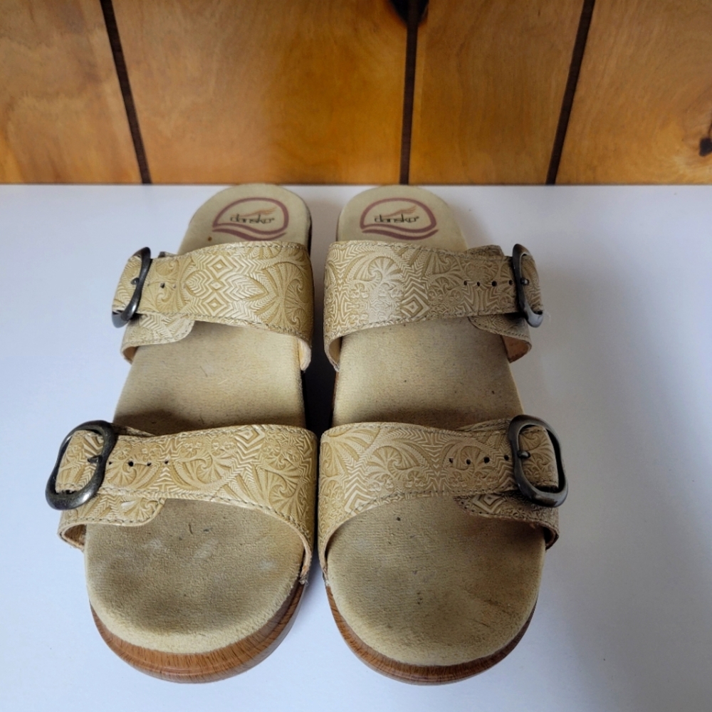 Dansko Sophie Sand Art Deco 39 8.5